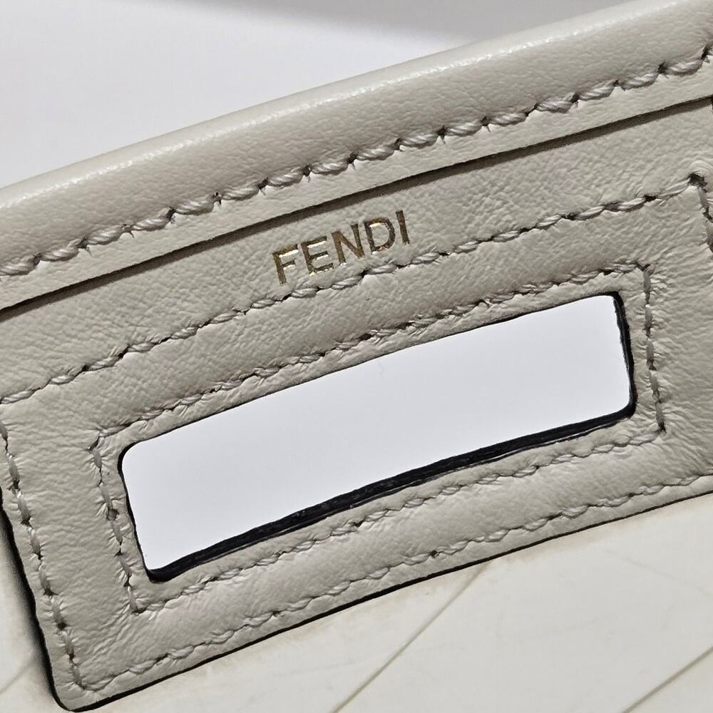 Fendi White Clear 2019 Medium Peekaboo Defender Clear‎ White Authentic Bag - Picture 9 of 11